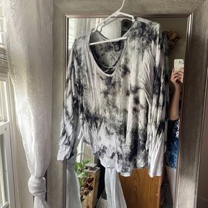 Rue21 tie-dye long sleeve